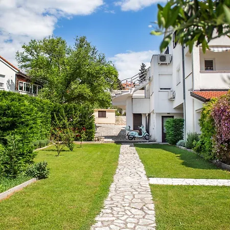 Seaside Petar Apartman Krk Town