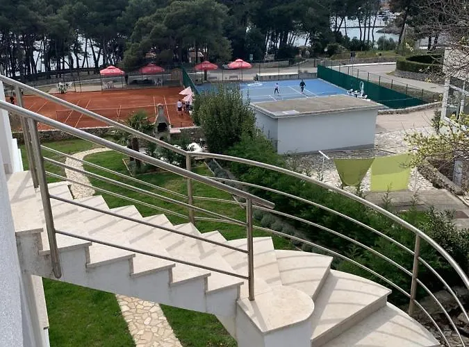 Seaside Petar *